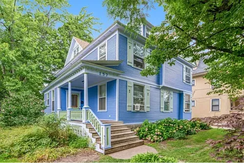 157 Prospect Ave NE #2 Photo 1