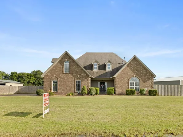 124 Miller Cv, Marion, AR 72364