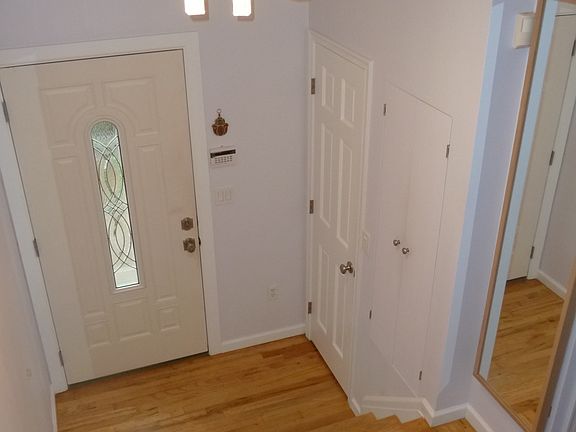 3rd image of 62 Heinz Ave