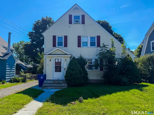 45 Queens Avenue, Stratford, CT 06614