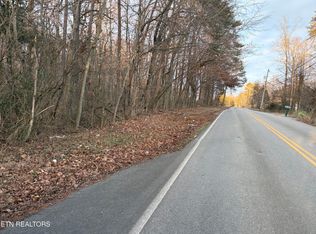 8188 Town Creek Rd E, Lenoir City, TN 37772