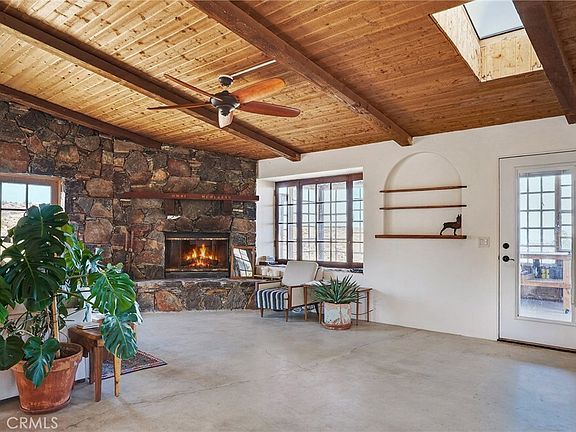 3rd image of 60473 Starlight Rd