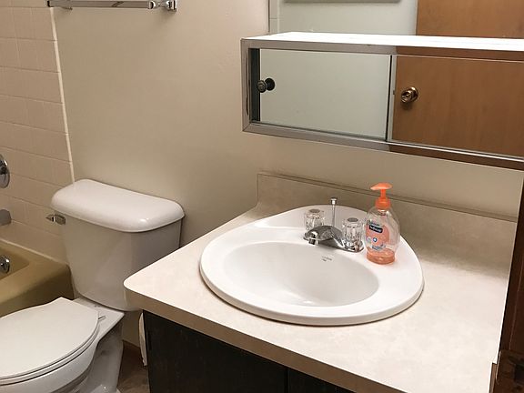 5th image of 301 E McKenney St APT 7