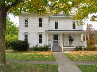 104 W Carson St, Carson City, MI 48811