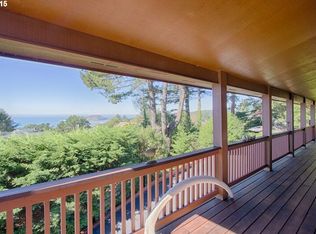 1214 W Mar Vista Ln #A, Brookings, OR 97415