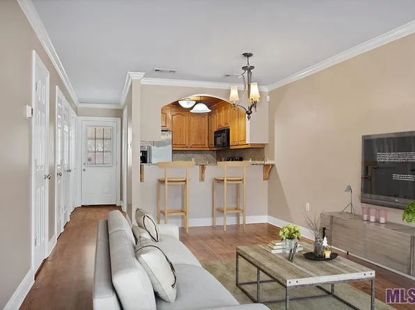13080 Burgess Ave APT 15, Walker, LA 70785