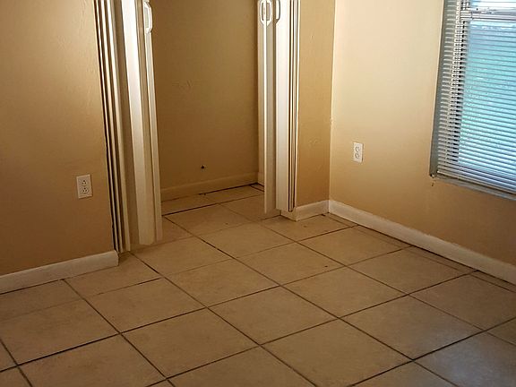 3rd image of 5618 4th Ave
