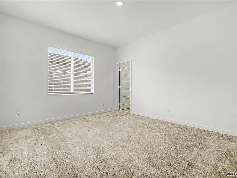 481 Daphne Ter — Photo 19