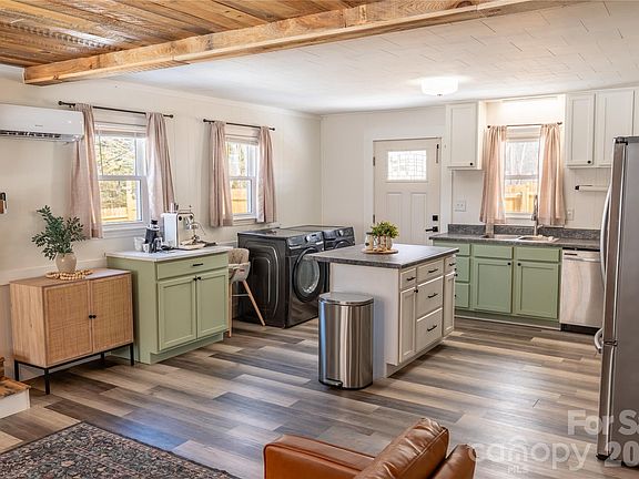 3rd image of 8573 Cruso Rd