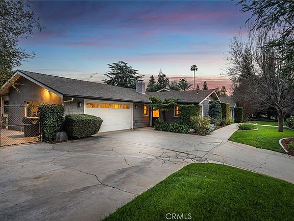 2nd image of 12669 Valley View Ln