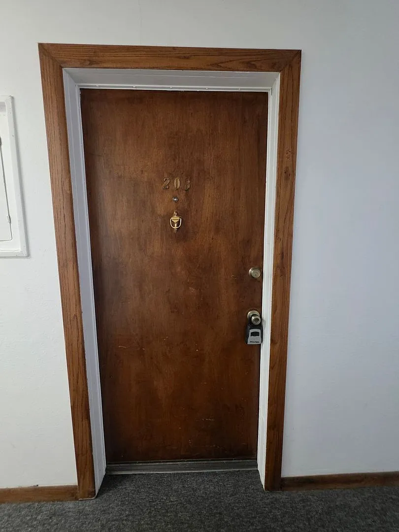 *Available Now* 3 Bedroom For Great Price In Gunbarrel *$1000 Deposit — Photo 3