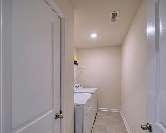 138 Marathon Ln — Photo 14