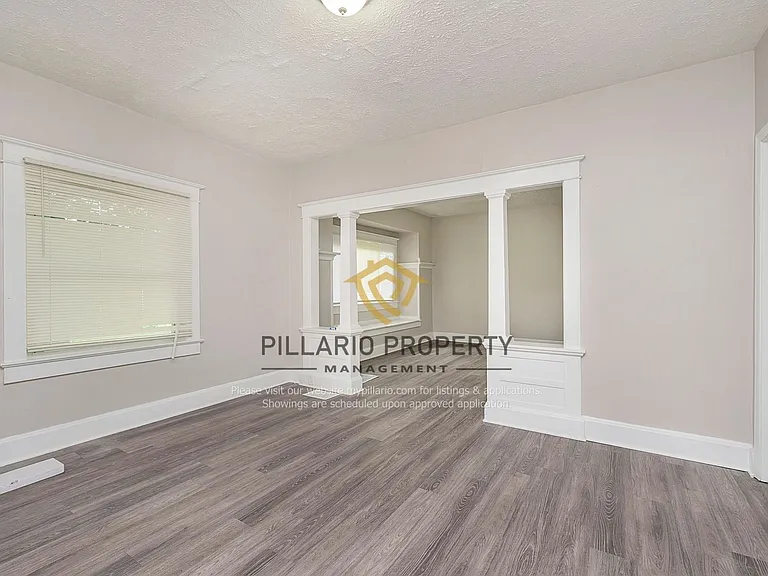 510 N Dearborn St — Photo 8