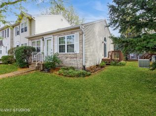 1225 Koster Ct, Geneva, IL 60134