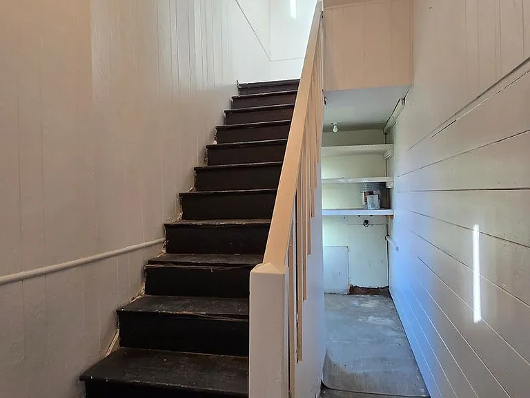 321 S 3rd St — Photo 3