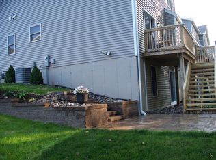 157 Fieldstone Dr, Schenectady, NY 12304