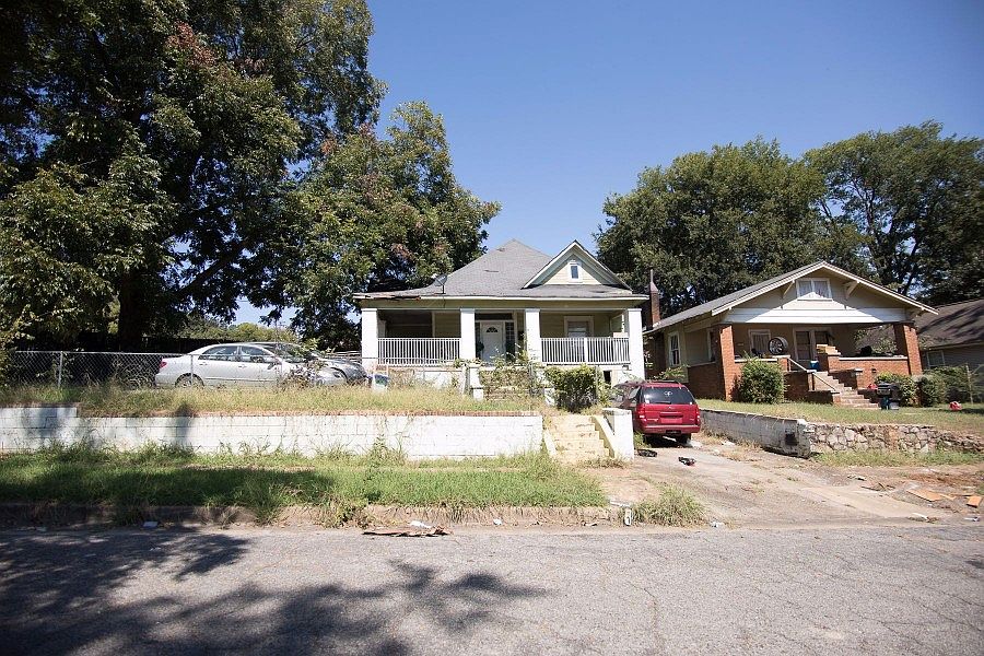 2nd image of 2804 31st St W