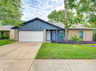 6802 Glenray Dr, Houston, TX 77084