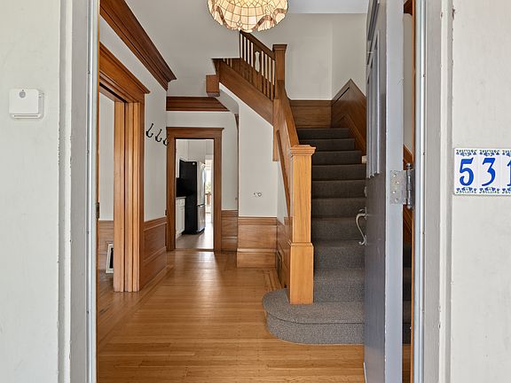 2nd image of 531 18th Ave