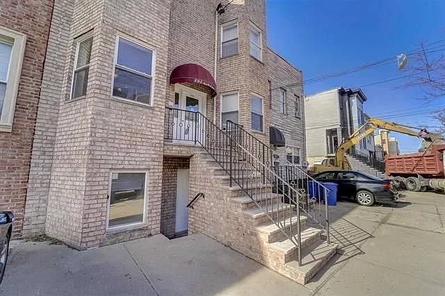295 New York Ave #1L — Photo 3