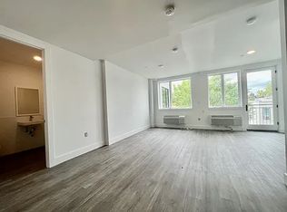 777 Glenmore Ave #305, Brooklyn, NY 11208