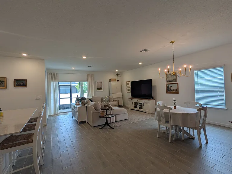 12568 NW 138th Dr — Photo 2