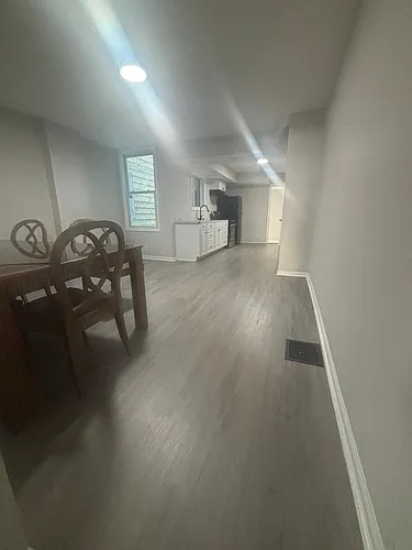 87 Vine St Photo 1