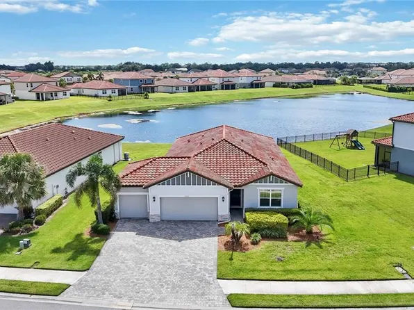 13723 GREEN HAMMOCK PLACE, LAKEWOOD RANCH, FL 34211