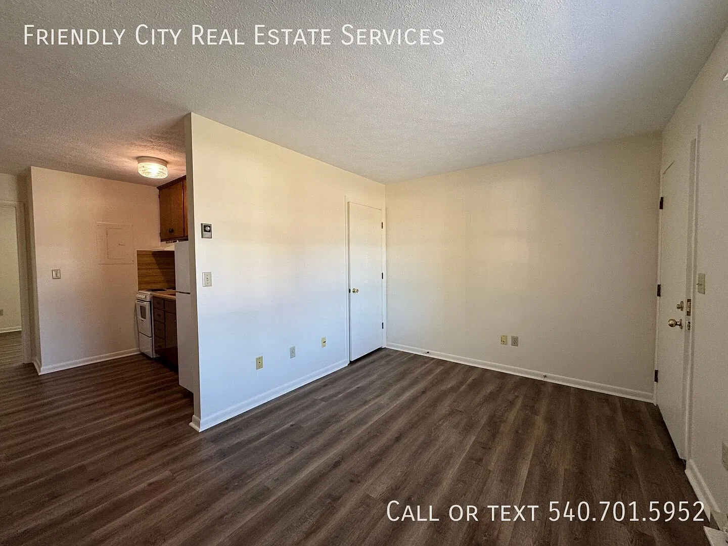 Nice 1 bedroom, 1 bath upstairs apartment — Photo 4