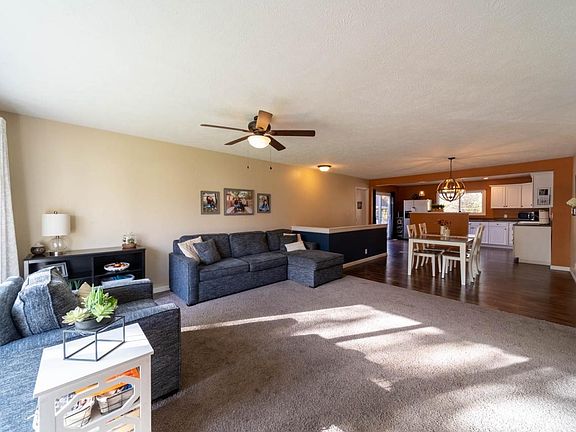 5th image of 4805 Skye Ct