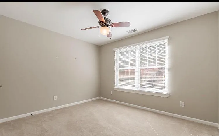 7661 Legacy Rd — Photo 16