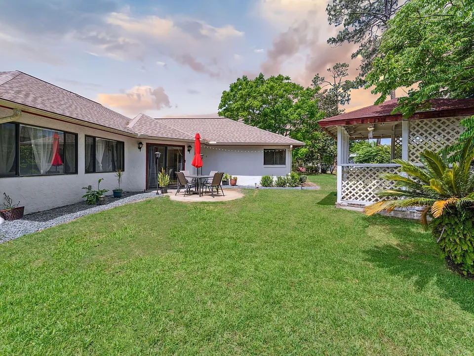 Westlawn Pl