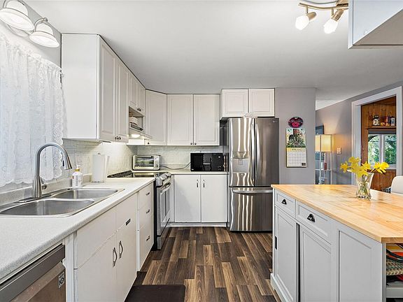 4th image of 6947 Grant Rd W #10