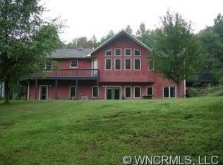 24 Chanter Dr, Fletcher, NC 28732