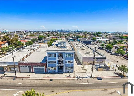 1318 S Pacific Ave — Photo 7