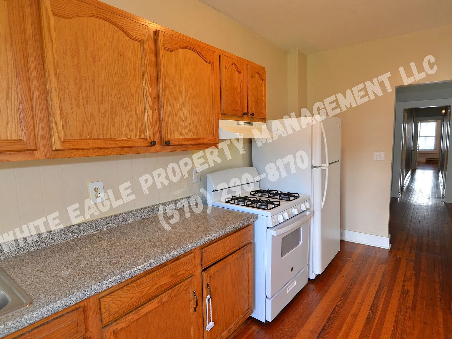 3 bed, 999 sqft, $1,265 — Photo 1