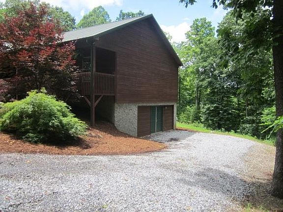 3rd image of 4281 Greenfield Pl