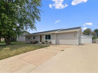 2405 2nd St SW, Altoona, IA 50009