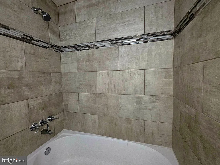 7316 Donnell Pl #B-2 — Photo 17