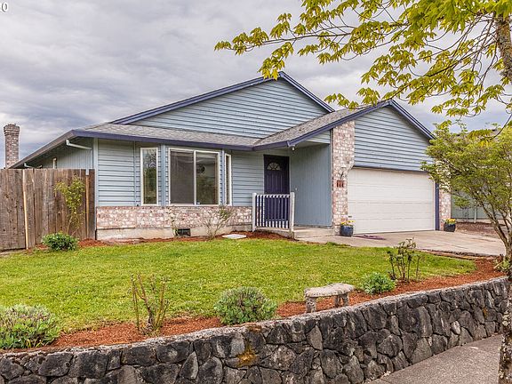 2nd image of 844 SE 72nd Ave