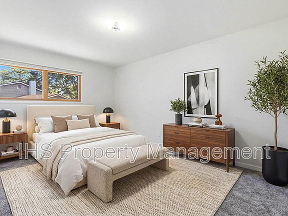 5th image of 603 N Conway Pl