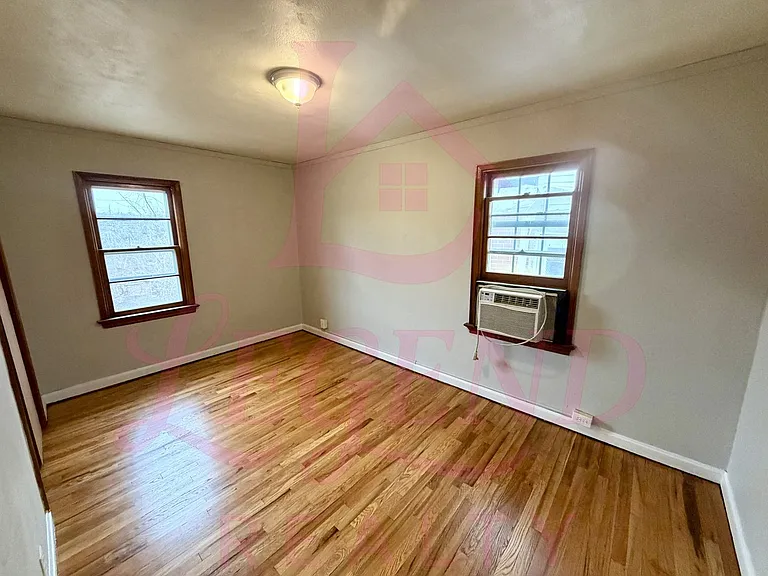 4415 Stivers St — Photo 10