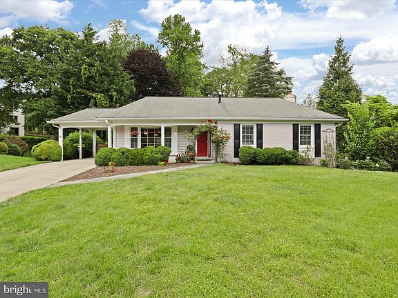 4th image of 4412 Woodchuck Ct