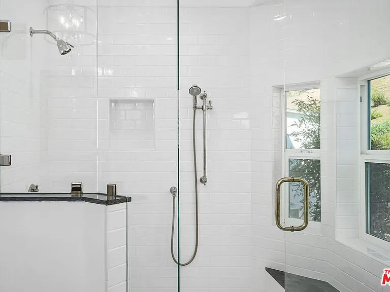 33310 Hassted Dr — Photo 19