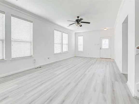 4th image of 8115 Barnes Ridge Ln