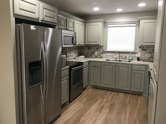 Furnished Kitchen