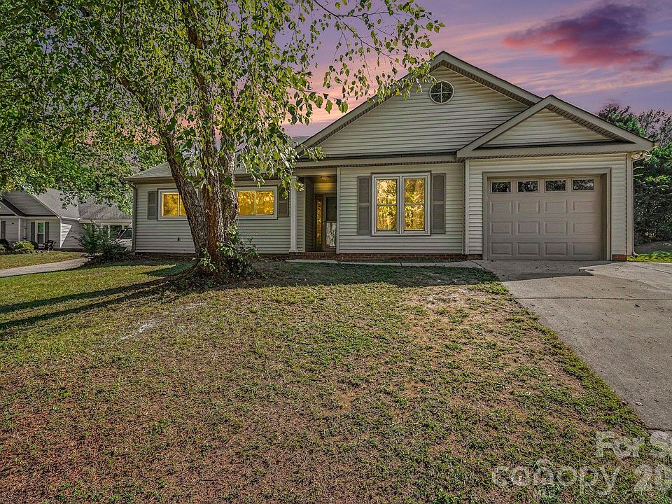 1st image of 1279 Willowbreeze Ct SW