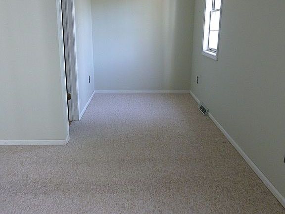 2nd image of 138 Deer Run Dr