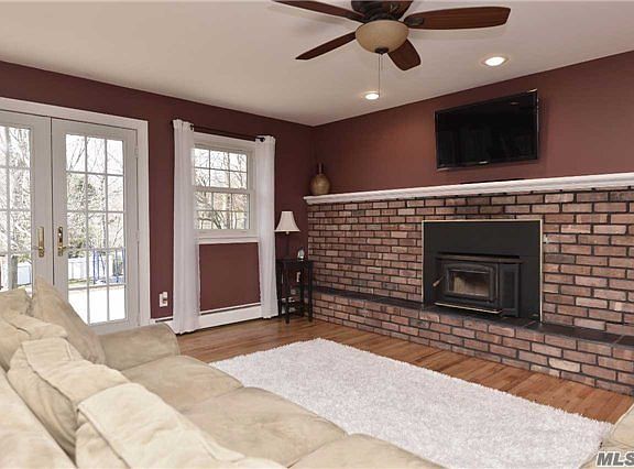 4th image of 17 Brandywine Dr