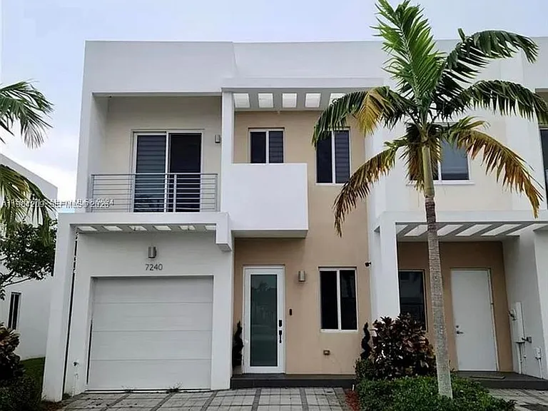 7240 NW 103rd Path — Photo 7